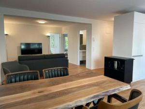 Sunny and very central 2BR flat - Sky8