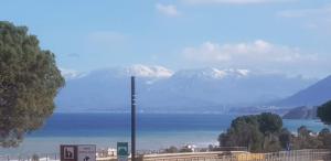 Casa iusu - Home with patio near the sea and Palermo