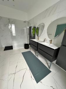 Villas La Renardiere : photos des chambres