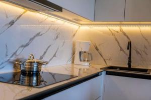 Golden Beach Residence - Luxury Apartments