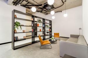 360 VN Ueno by Housi