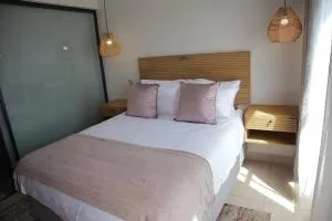 Urban stay on Hilton - Avalon