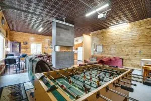 Pet-Friendly Cabin Retreat Walk to Lake Pepin! - Maiden Rock