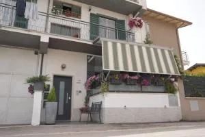 B&B La Petite Terrasse - 阿韦扎诺