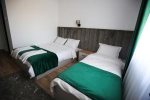 Camere de inchiriat Adyden