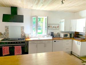 Maisons de vacances Maison piscine, jardin privatifs : photos des chambres