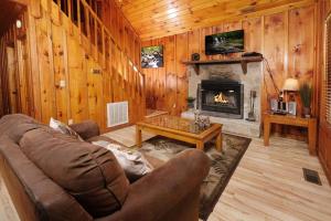 River Rendezvous By Colonial Properties
