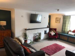 New Farm , for large groups nr Barry and beaches