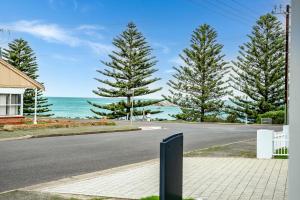 Horseshoe View 1A Scrymgour Rd Port Elliot - No Linen Included