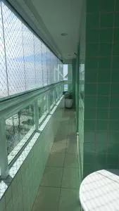 Apartamento pé na Areia na Praia Grande - Vila Balneária