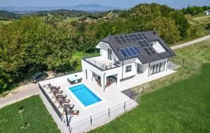 Cozy Home In Gornja Stubica With Sauna - Hruševec