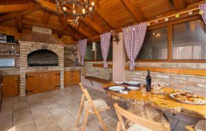 1 Bedroom Amazing Apartment In Kastav 