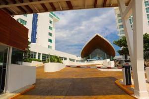 Ocean view, sleep to the sound of the waves