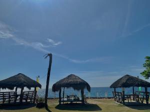 Cebu Club Fort Med Resort