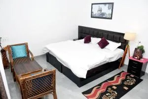 Khajuraho Glory Homestay - Nadoura