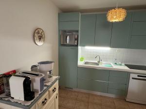 Appartements Sanary appartement 2-4 personnes a deux pas du port : photos des chambres