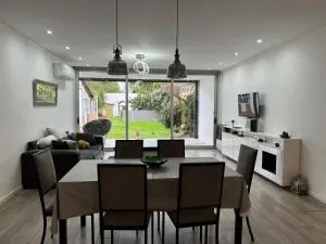 PH tipo casa, con parque y pileta, en La Plata , zona norte - Tolosa