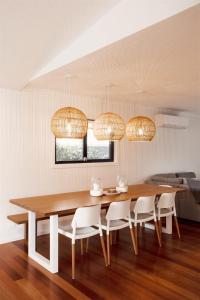 Peacefull Island Stay with Free Standing Bungalow