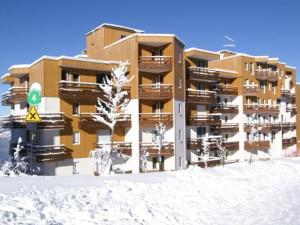 Charmant studio cabine 4 pers, balcon au pied des pistes - FR-1-557-132