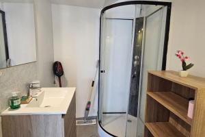 Maisons de vacances STUDIO DANS LA BRENNE ! : photos des chambres