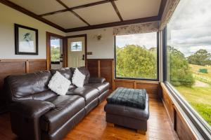 A Cottage with a View at Tudor Ridge