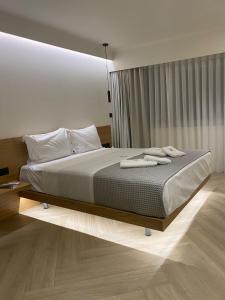 Triple A - Family hospitality Near Ermou - FREE Parking!