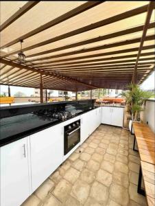 Minos Place Executive 1 Bedroom Apartment