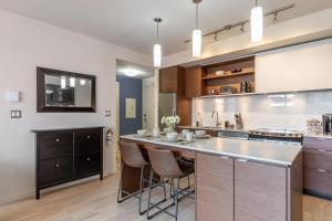 Executive Condo In Old Town