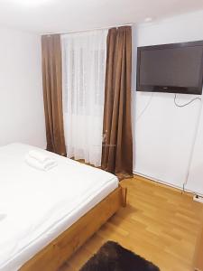 Casa Claudiu Busteni