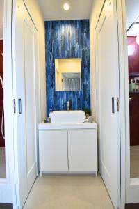 Miyagen-Entire House