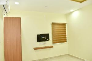 SJ Residency