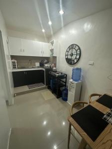 2BR Home in Cabantian Davao Wi-Fi Full Kitchen