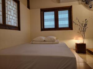 Yeongam Haeden Hanok Stay