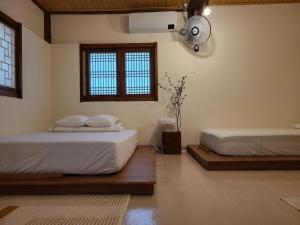 Yeongam Haeden Hanok Stay