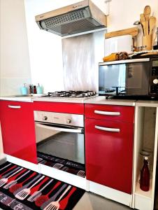 Appartements Charmant Studio proche centre avec balcon+parking : photos des chambres
