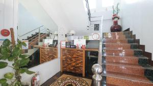 RedDoorz near LRT 2 Antipolo Station