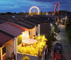 Calm House near Enchanted Kingdom Sta Rosa with Free Parking, Wifi, Netflix