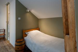 Appartements Gite De Myans 15 Personnes : photos des chambres