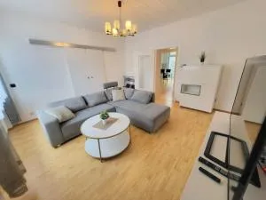 Möblierte 3-Zi Wohnung Nähe BWZK - Koblenz