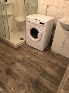 Maisons de vacances Maison Bretonne vue mer 3 chambres 9 personnes 300m de la mer et du centre du Val Andre : photos des chambres