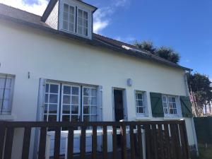 Maisons de vacances Maison Bretonne vue mer 3 chambres 9 personnes 300m de la mer et du centre du Val Andre : photos des chambres