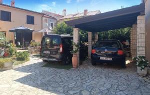 1 Bedroom Cozy Apartment In Novigrad