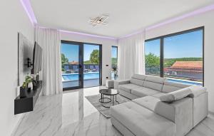 3 Bedroom Gorgeous Home In Sorici