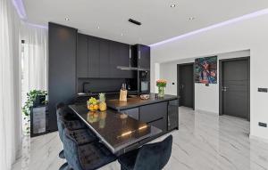 3 Bedroom Gorgeous Home In Sorici