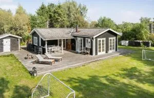 Pet Friendly Home In Sjællands Odde - Ebbeløkke
