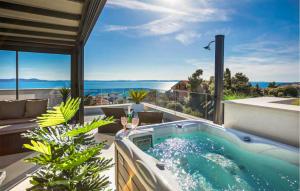 3 Bedroom Awesome Apartment In Kozino