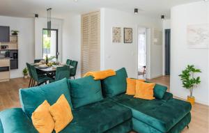 Lovely Home In Razanac With Wifi 