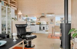 Cozy Home In Lemvig With Sauna