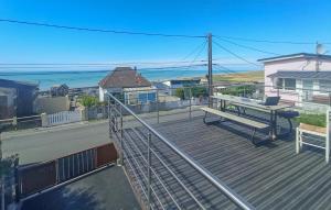 Maisons de vacances 2 Bedroom Cozy Home In Ault : photos des chambres