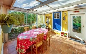 3 Bedroom Gorgeous Home In Halmstad